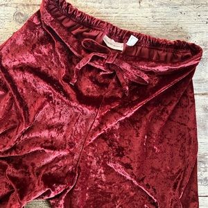 90s oversized Victoria’s Secret velour pants in red size XS/S